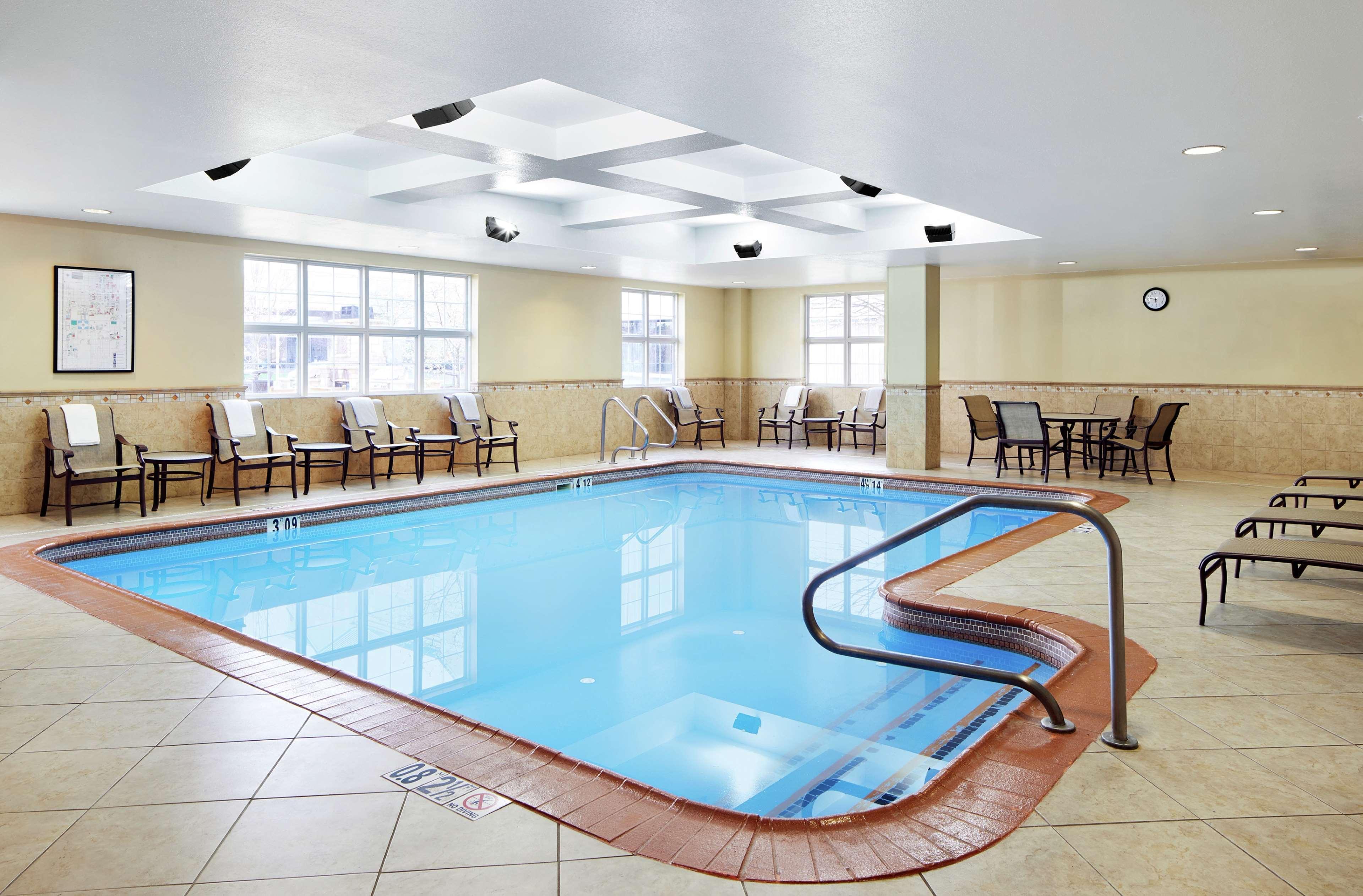 Homewood Suites Champaign-Urbana Kültér fotó