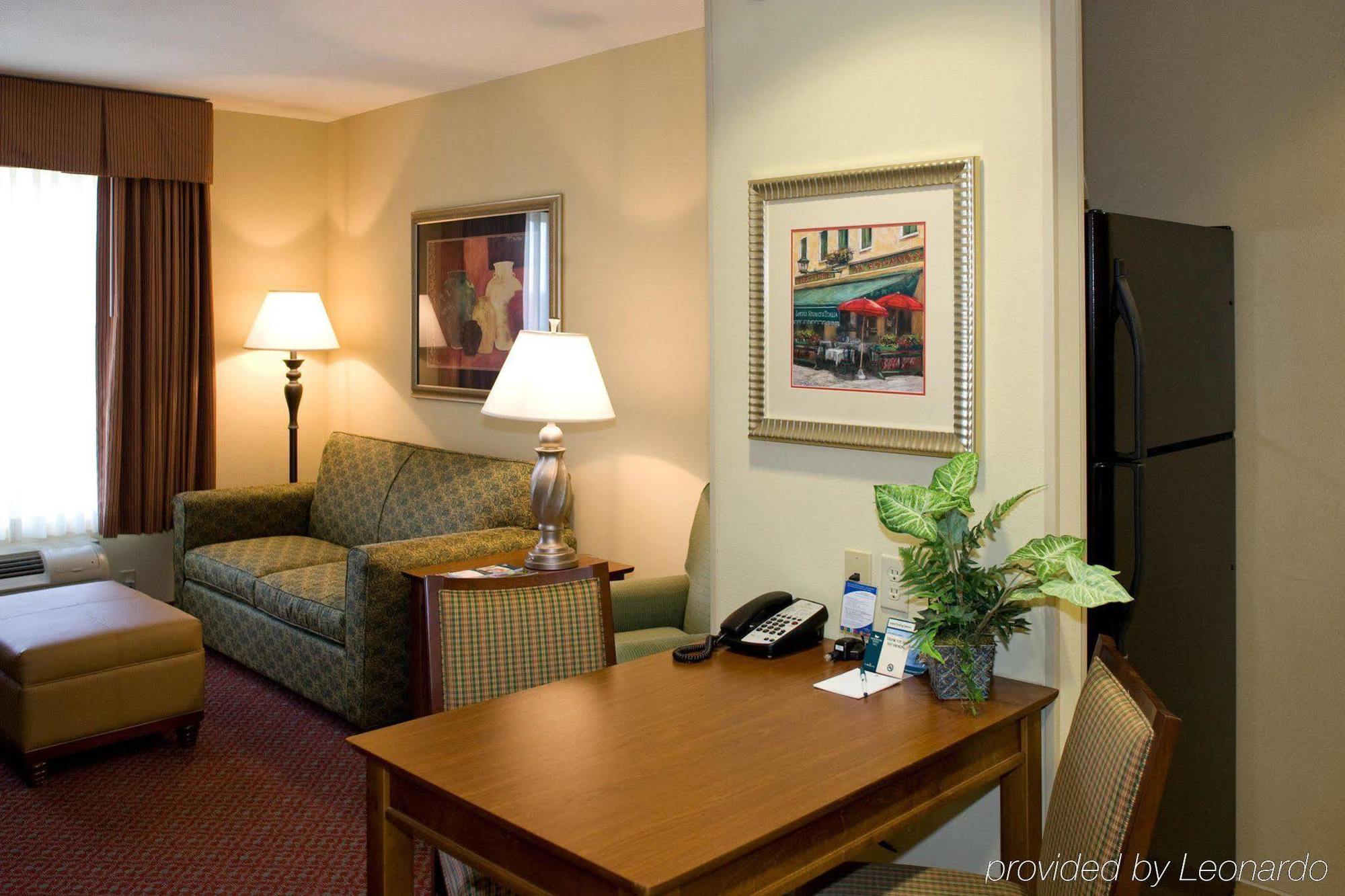 Homewood Suites Champaign-Urbana Szoba fotó